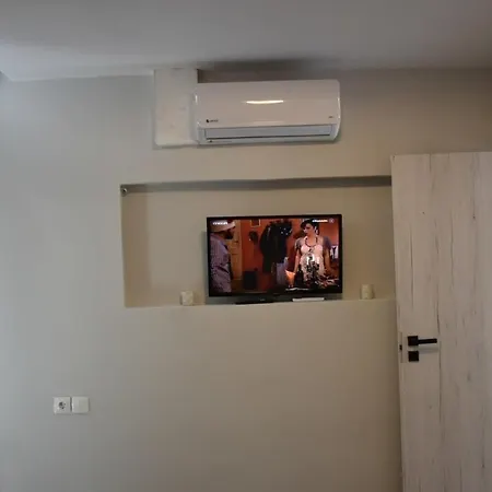 Apartamento Amazing Traditional 3 Bd Stone House In *