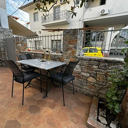 Amazing Traditional 3 Bd Stone House In * Skiathos
