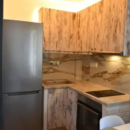 Amazing Traditional 3 Bd Stone House In *