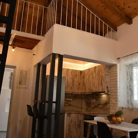公寓 Amazing Traditional 3 Bd Stone House In 斯基亚索斯镇